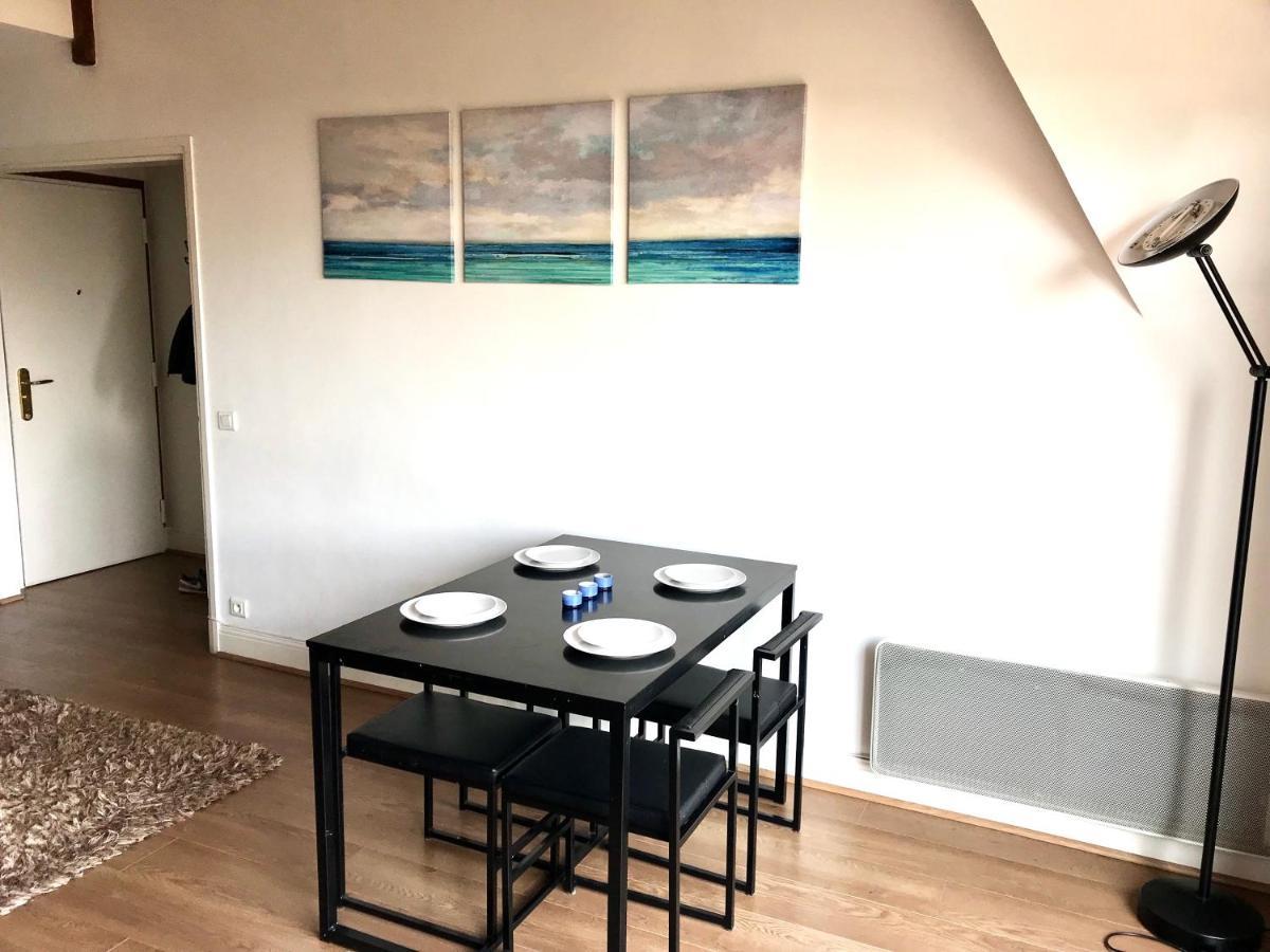 Appartement 3 Chambres Avec Roof Top A 5 Mn De La Plage دوفييل المظهر الخارجي الصورة